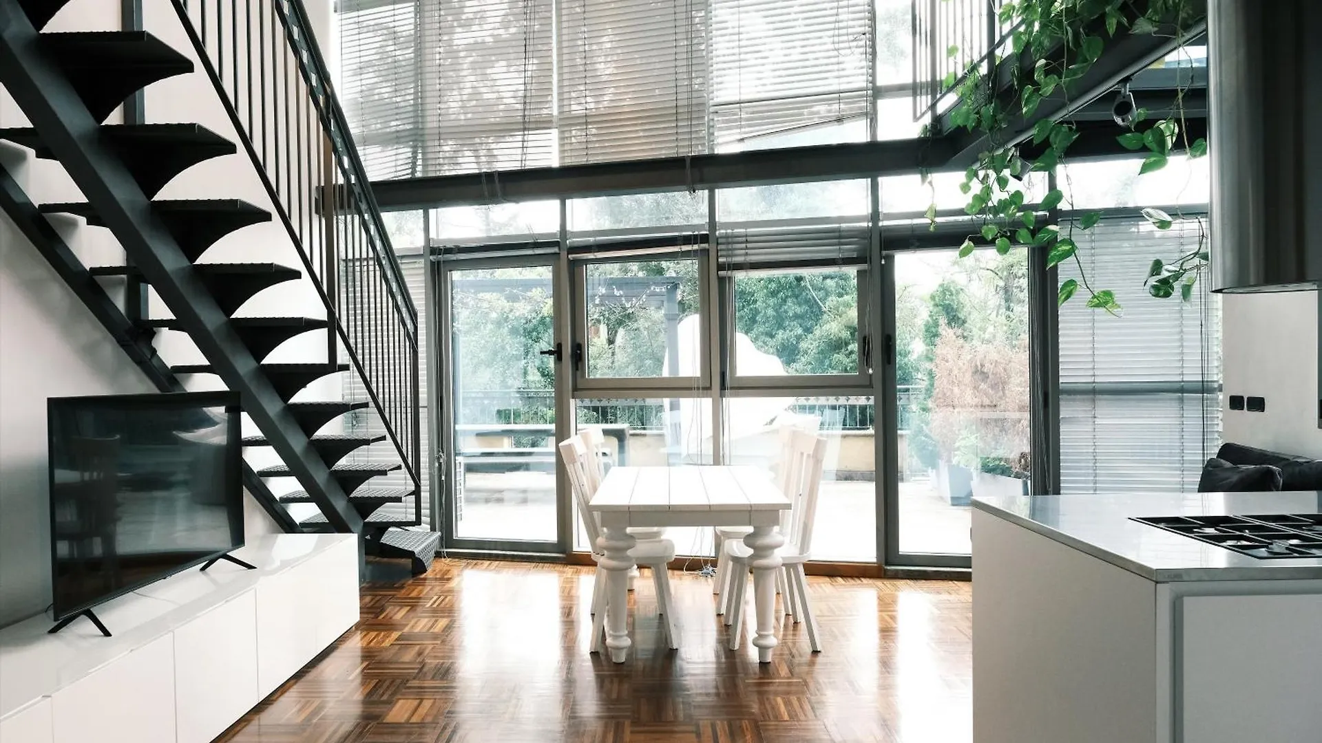 Comecasa Terraced Apartment In Porta Romana Milan Italy